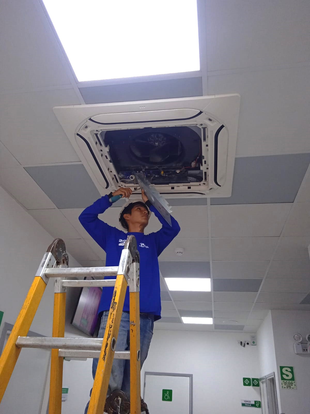 Mantenimiento Equipo de aire acondicionado Cassette